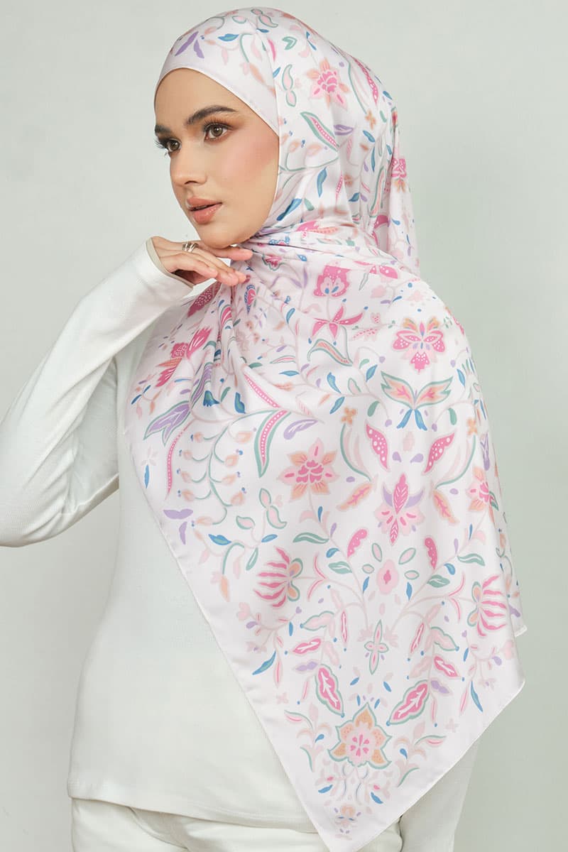 Aurelia Satin Rectangle Headscarf - Creme Brulee - Image 2