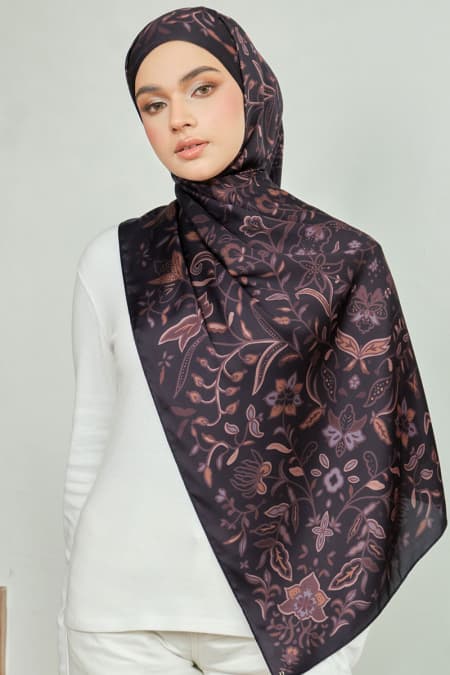 Aurelia Satin Rectangle Headscarf - Black
