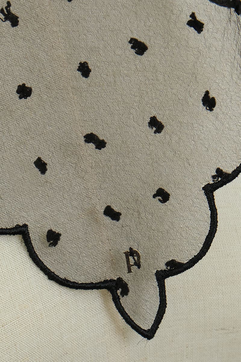 Anindya Scallop Selendang - Black - Image 2