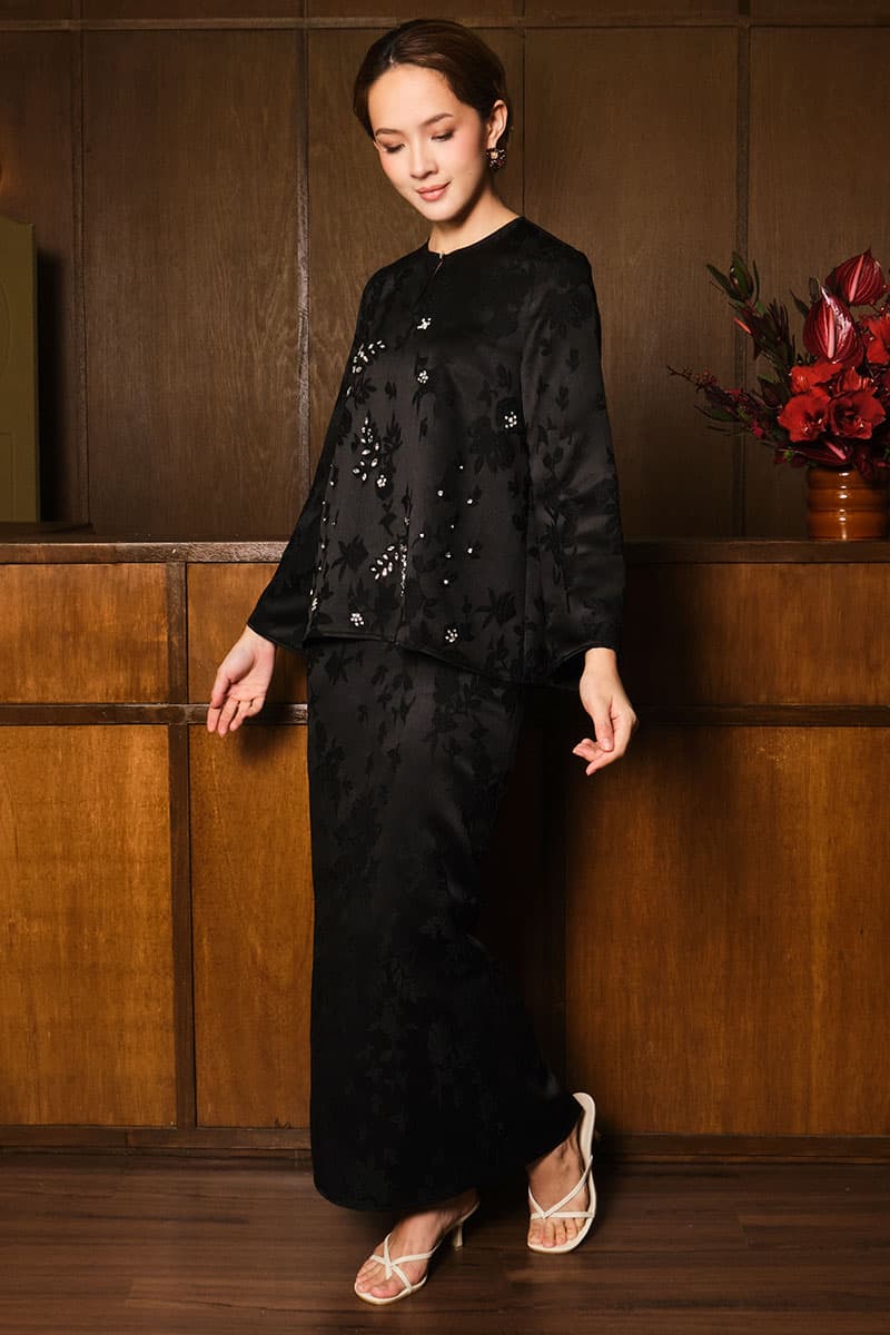 Jelita Blouse & Skirt - Black - Image 3