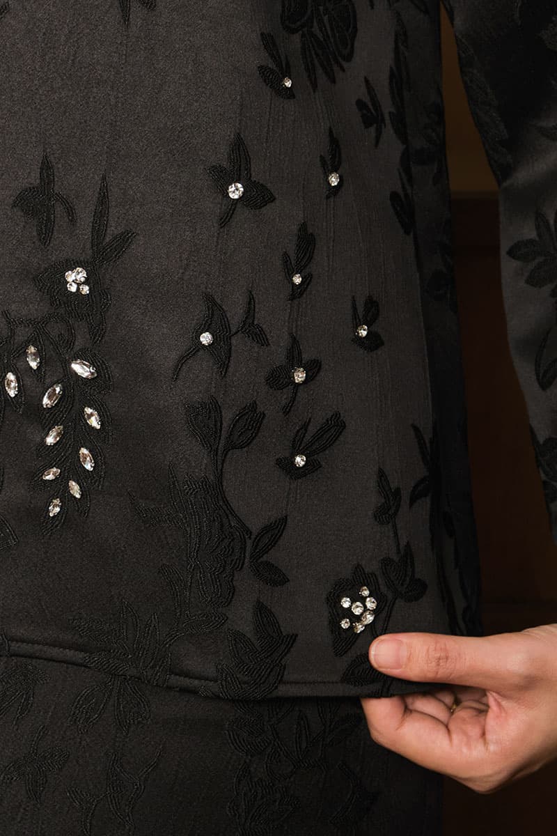 Jelita Blouse & Skirt - Black - Image 6