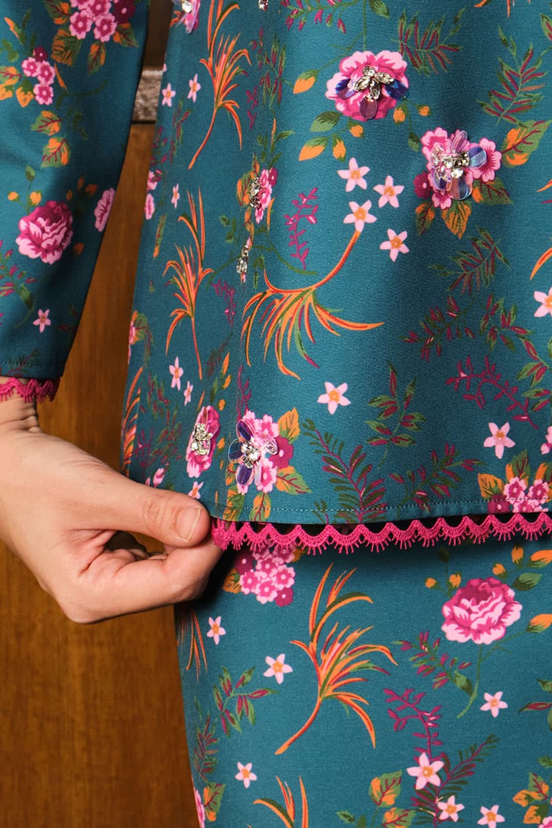 Andalan Blouse & Skirt - Emerald Print - Image 6