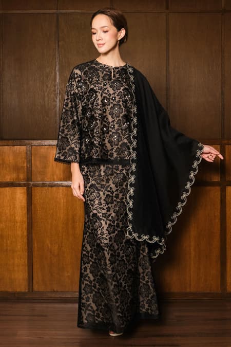 Elindra Blouse & Skirt - Black