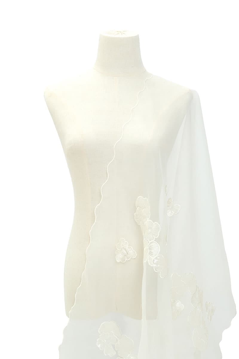 Kalsandra Sequin Selendang - Ivory - Image 1