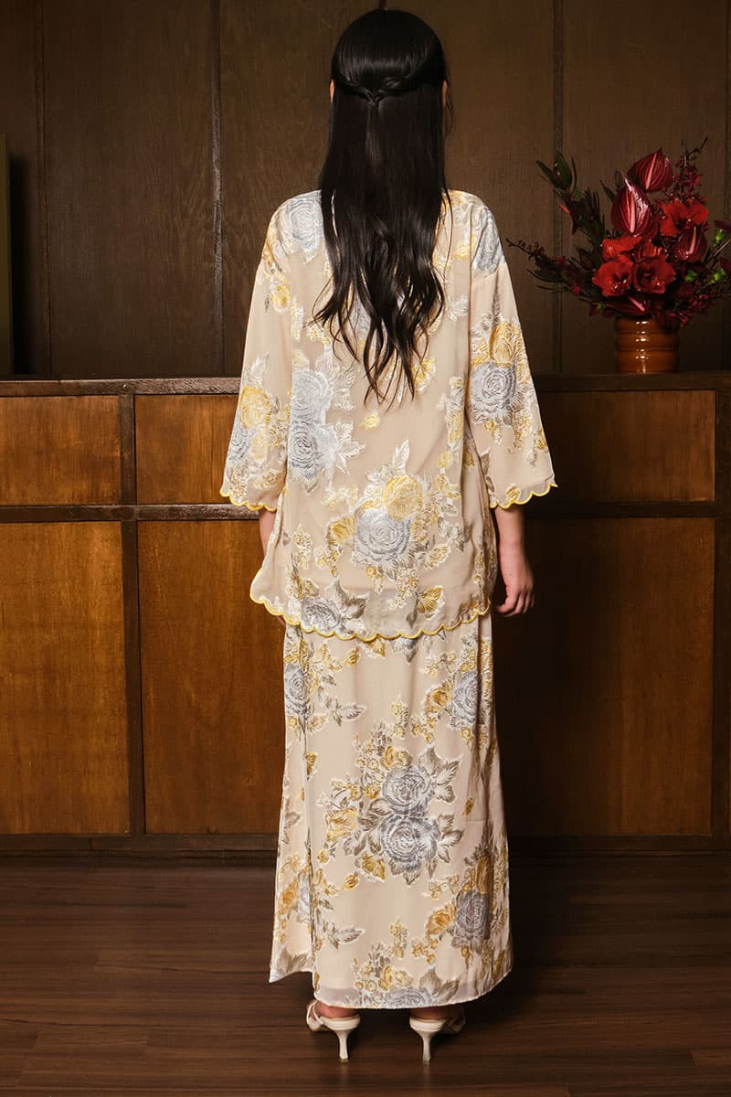 KIDS Gemalai Set - Beige/Yellow Floral - Image 4