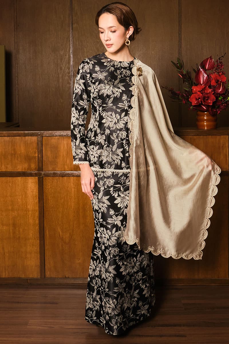 Aruna Blouse & Skirt - Black/Beige - Image 1