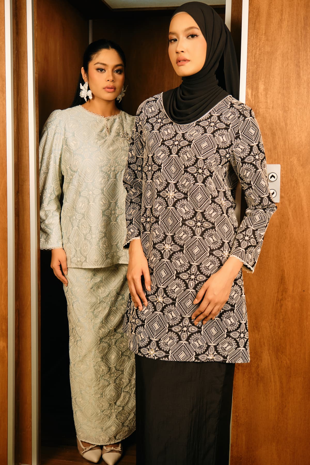 Mahendra Blouse & Skirt - Black - Image 7