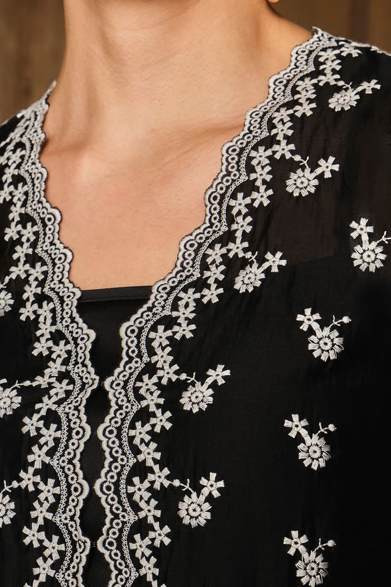 Nawildra Blouse & Skirt - Black - Image 5