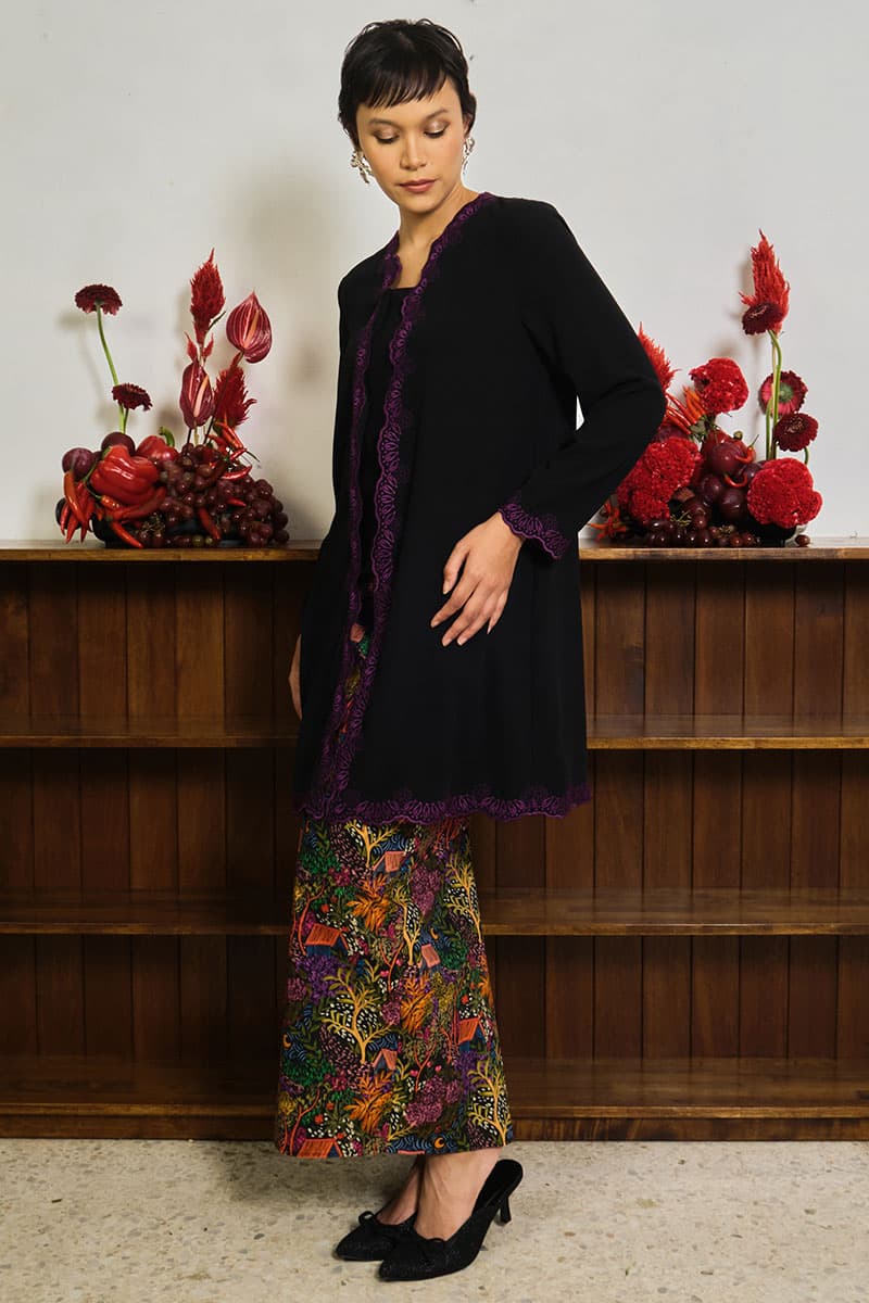 Inang Blouse & Skirt - Black/Black Print - Image 3