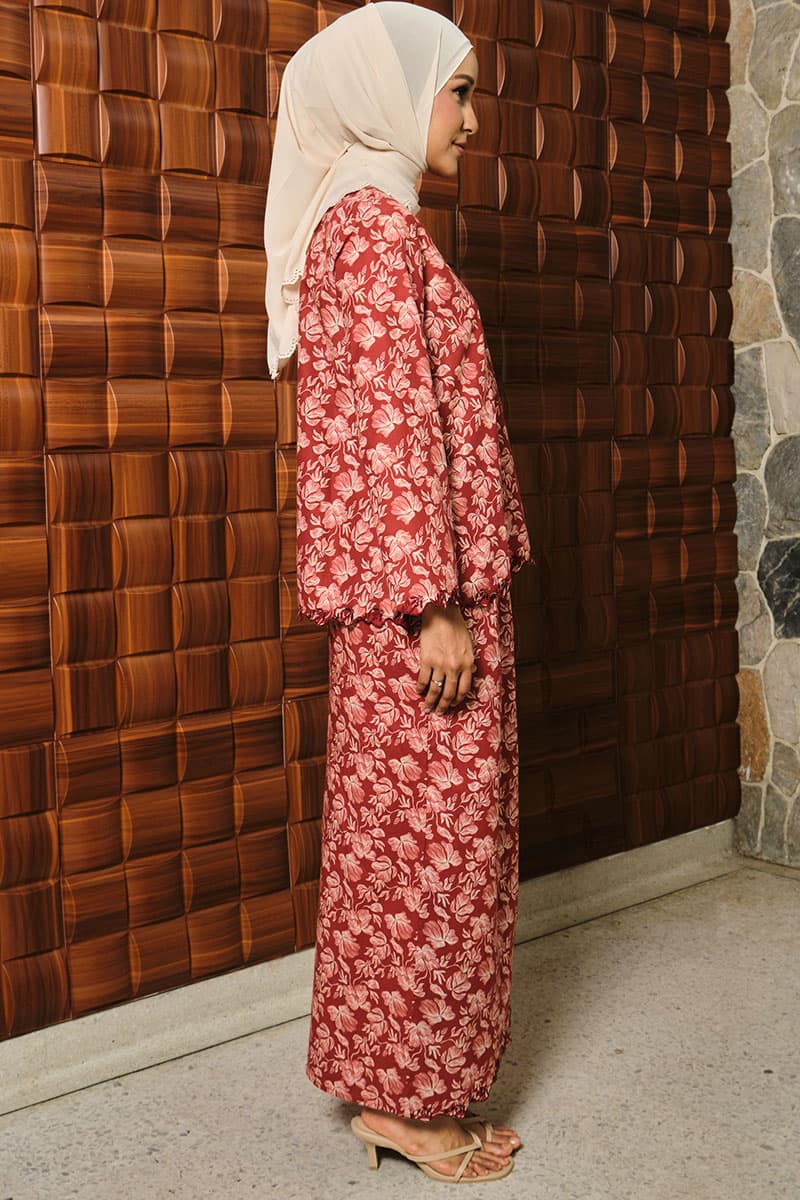 COTTON Dewani Blouse & Skirt - Red/Beige - Image 3