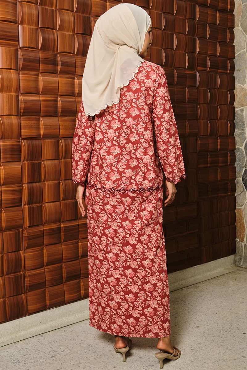 COTTON Dewani Blouse & Skirt - Red/Beige - Image 4