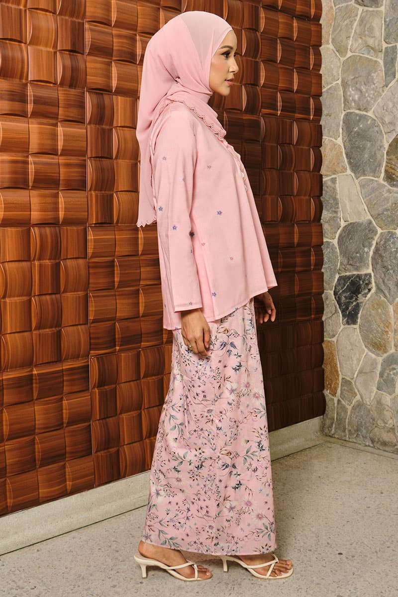 COTTON Dhiyara Blouse & Skirt - Pink Quartz - Image 3