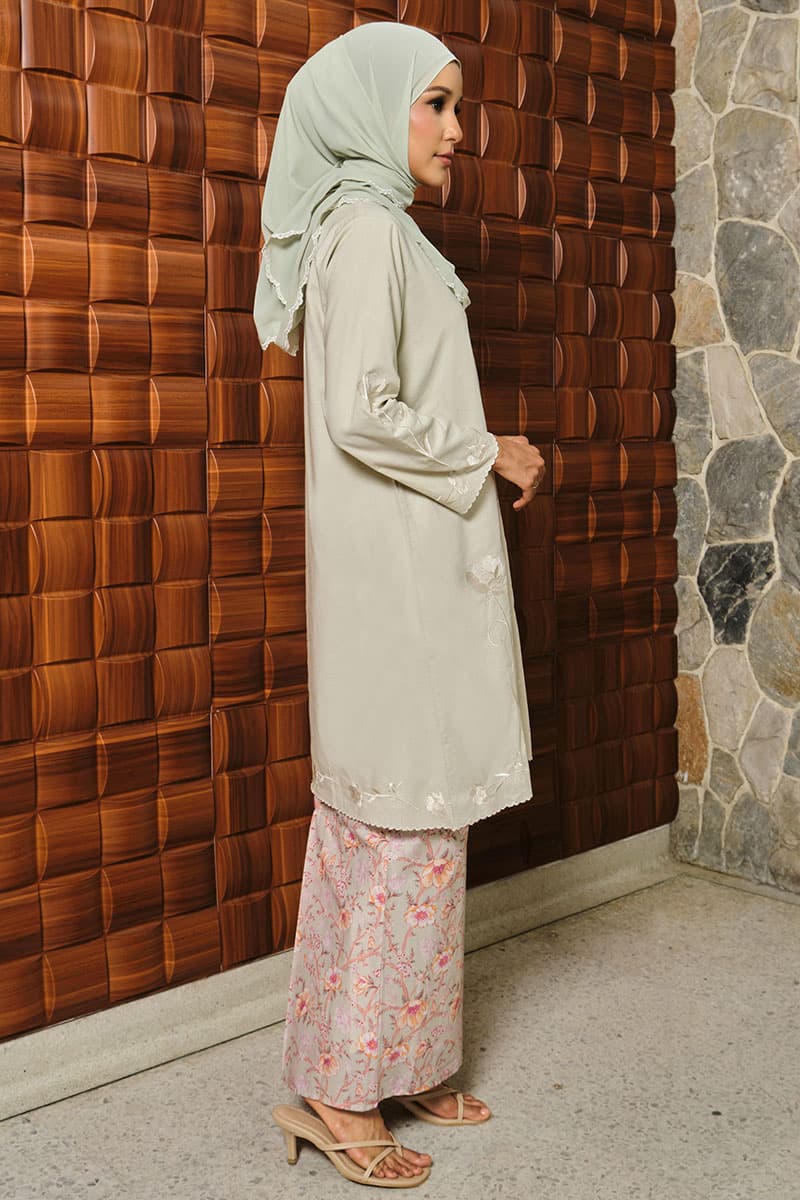 COTTON Larasti Blouse & Skirt - Dewkist - Image 3