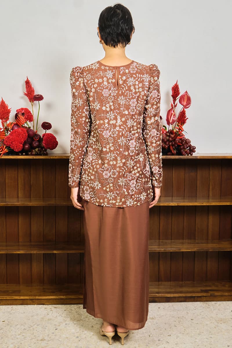 PRE-ORDER COTTON Qasurinda Blouse & Skirt - Rustic Brown - Image 4