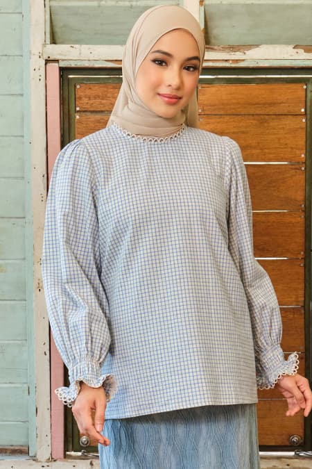 Lake Smock Sleeve Blouse - Beige/Blue Check