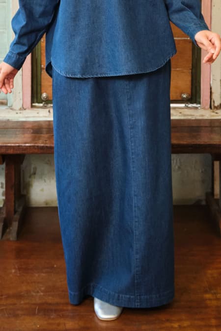 Badge A-Line Skirt - Dark Wash