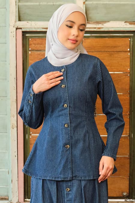Collin Front Button Blouse 2.0 - Dark Wash