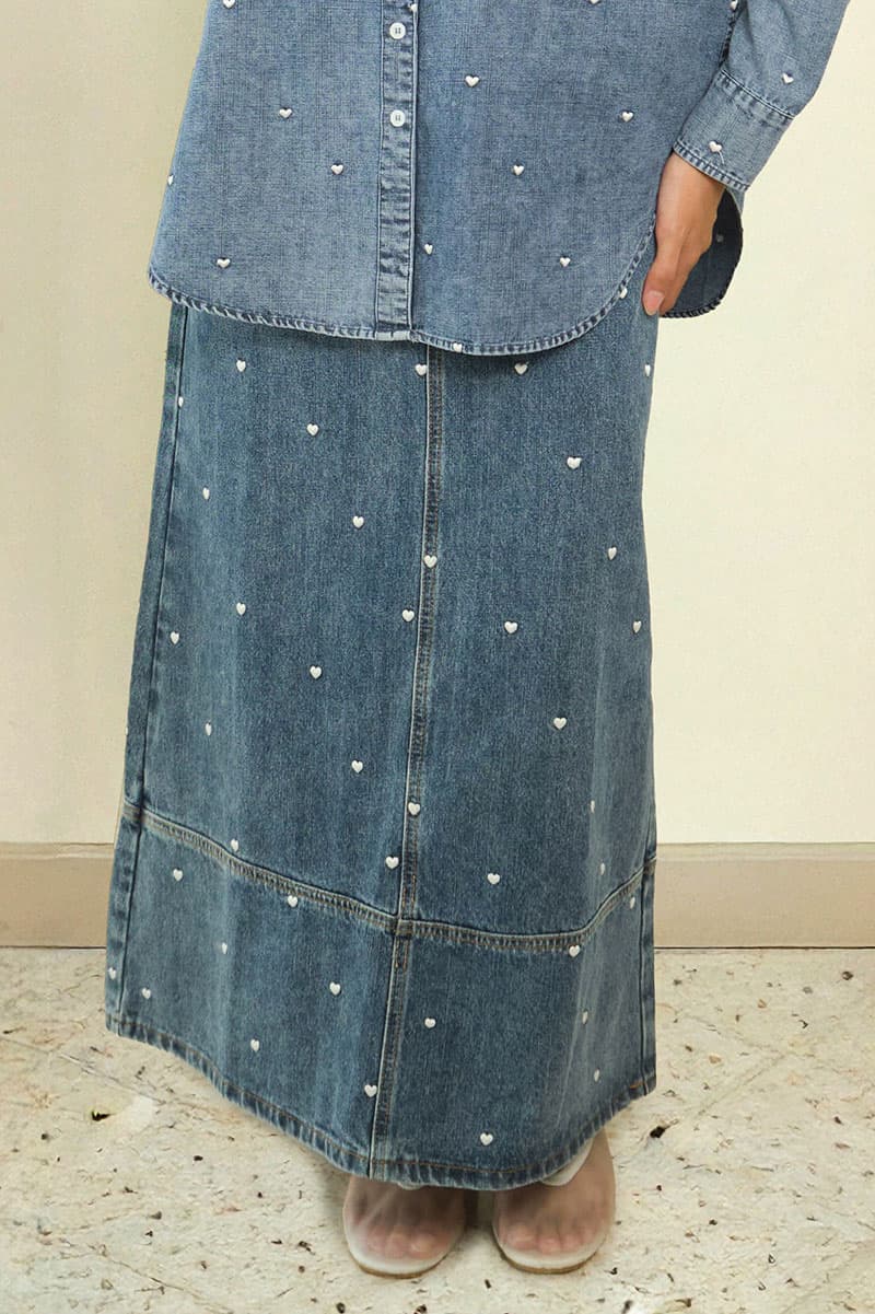 PRE-ORDER COTTON Carine A-Line Denim Skirt - Light Wash - Image 1