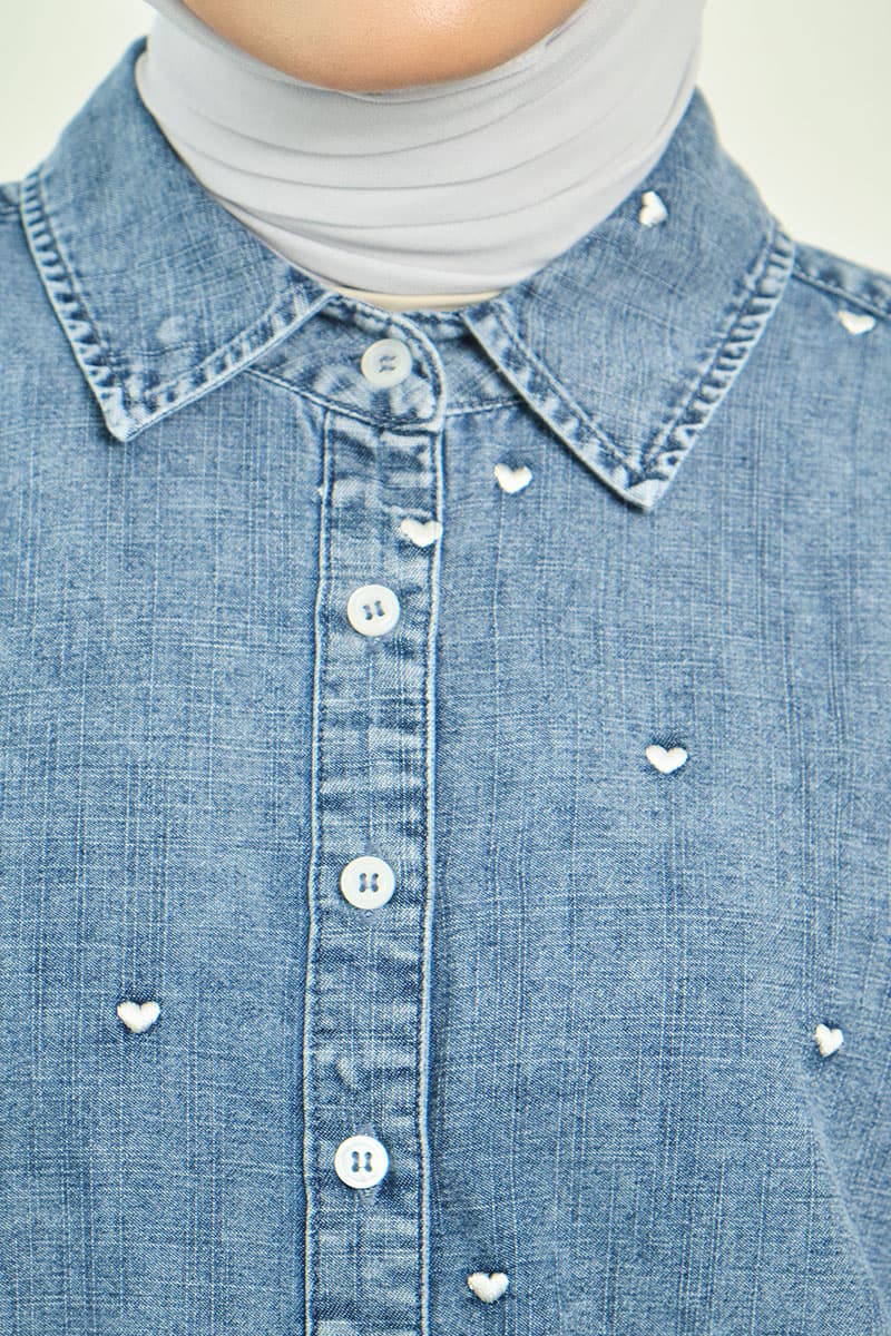 Lana Front Button Shirt - Light Wash - Image 5