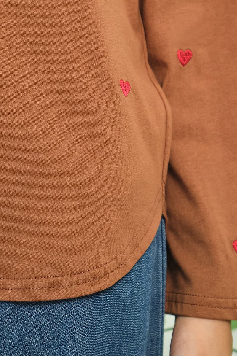 Soffia Round Neck Tee - Brownie - Image 5