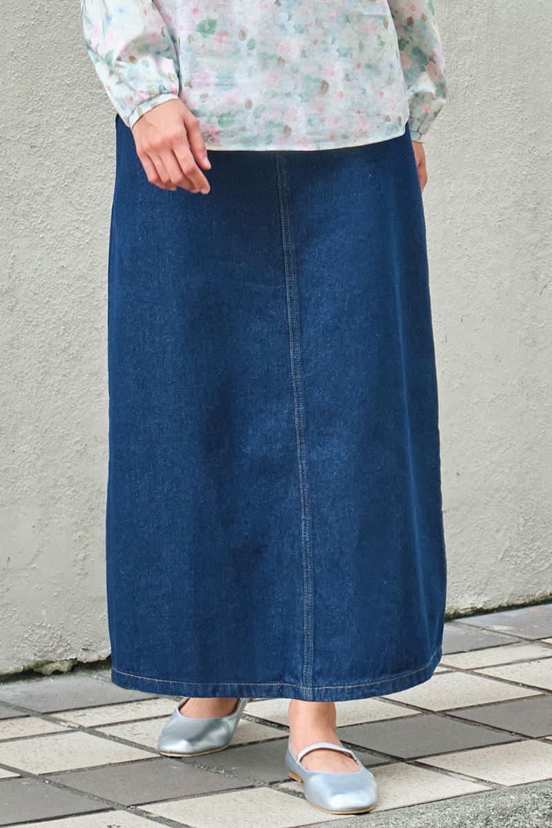 COTTON Castle A-Line Denim Skirt - Dark Wash - Image 1