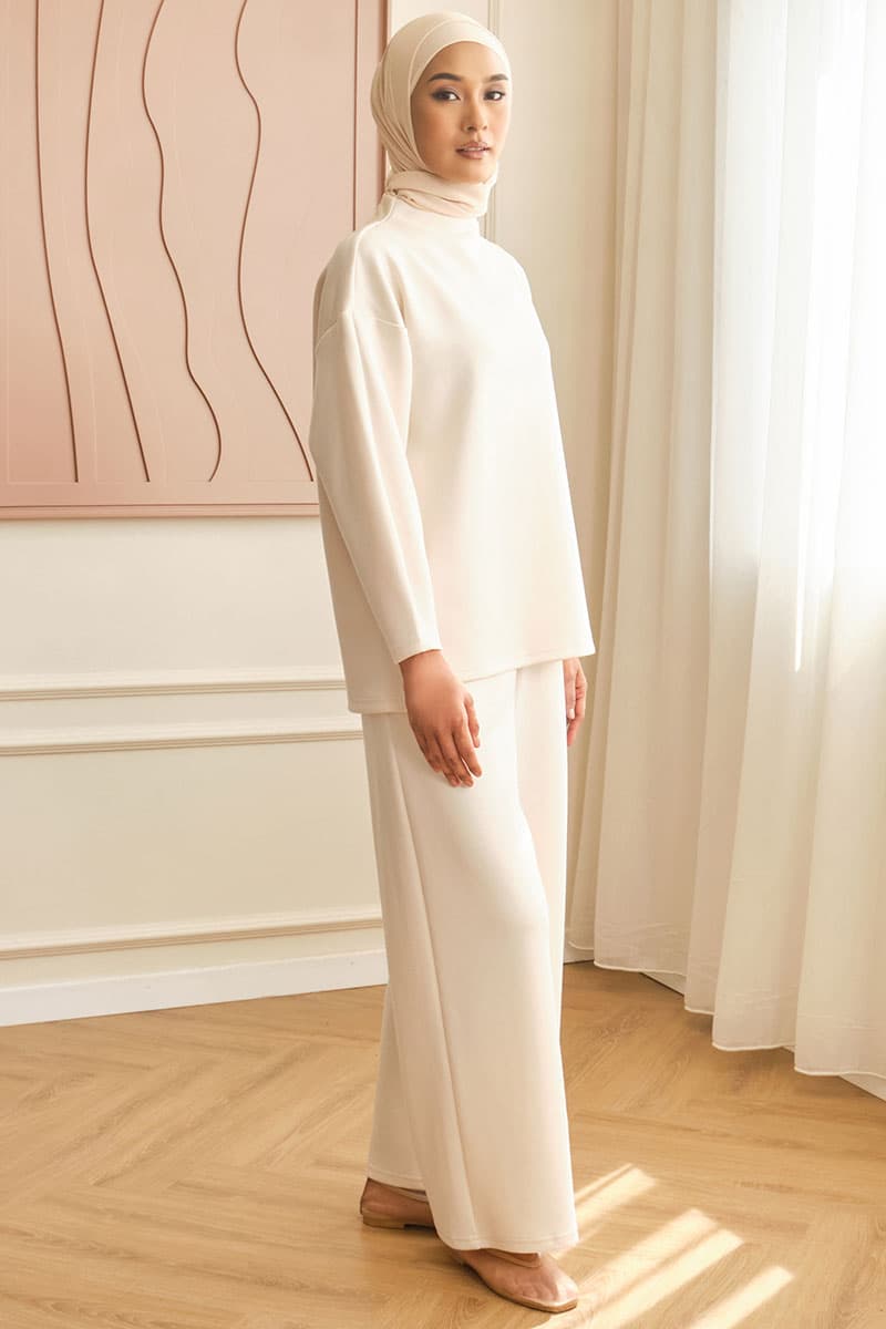 Denali High Neck Blouse 2.0 - Pearl - Image 3
